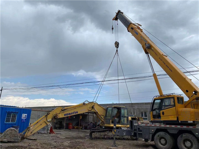 潞城区25吨吊车的工作半径是多少？