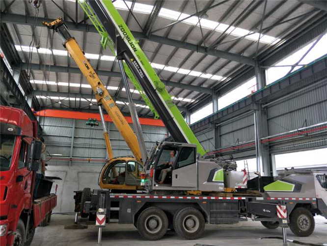 潞城区高空车出租需要注意哪些安全事项？